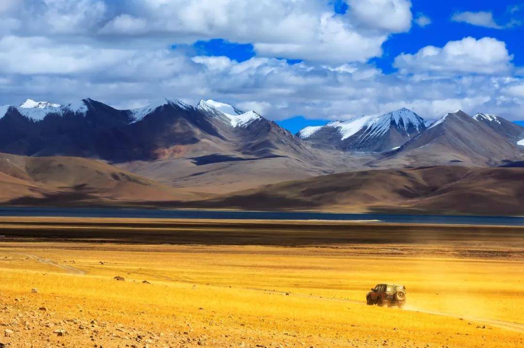 西藏之旅,探索之旅与自信之光的绽放